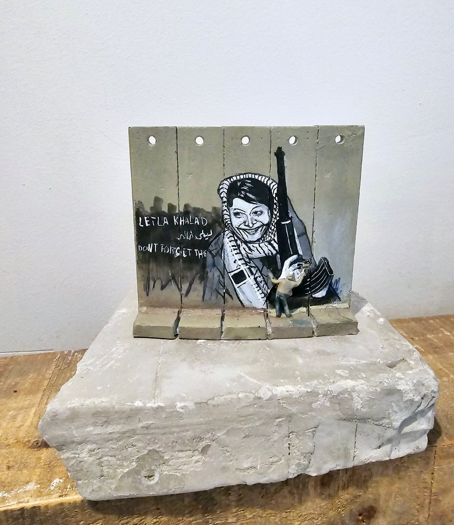 Large Sculpture LEILA KHALED - The Walled Off Hotel