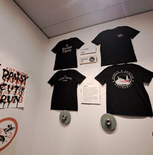 Load image into Gallery viewer, Cut & Run - T-Shirt "Border Farce" (GOMA 2023)