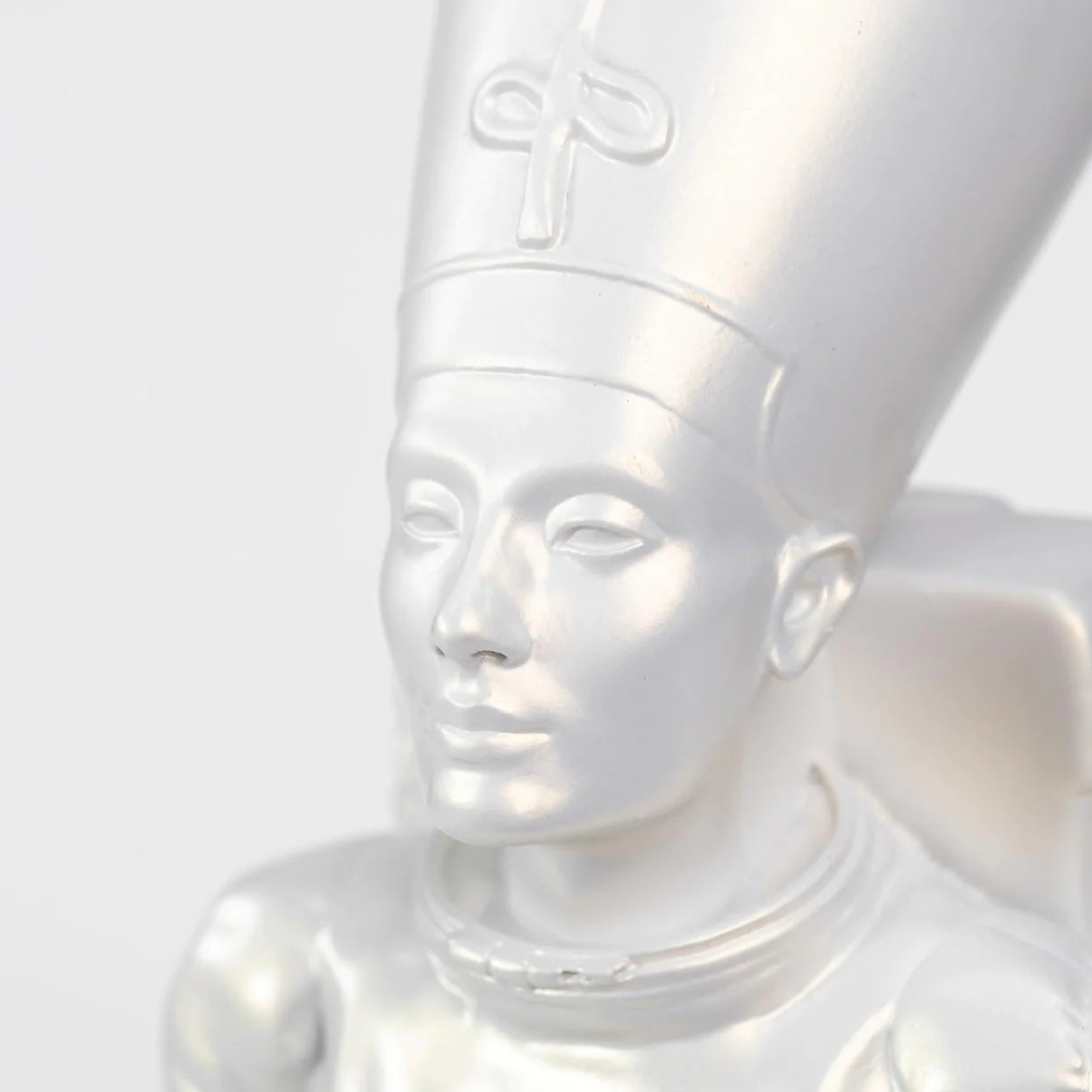 XL Ancient Astronaut Nefertiti (Pearl White)