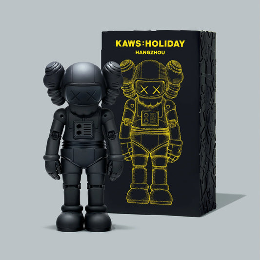 HOLIDAY HANGZHOU - Figure (Black)