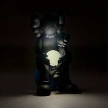 Load image into Gallery viewer, HOLIDAY THAILAND - Figure (Black)
