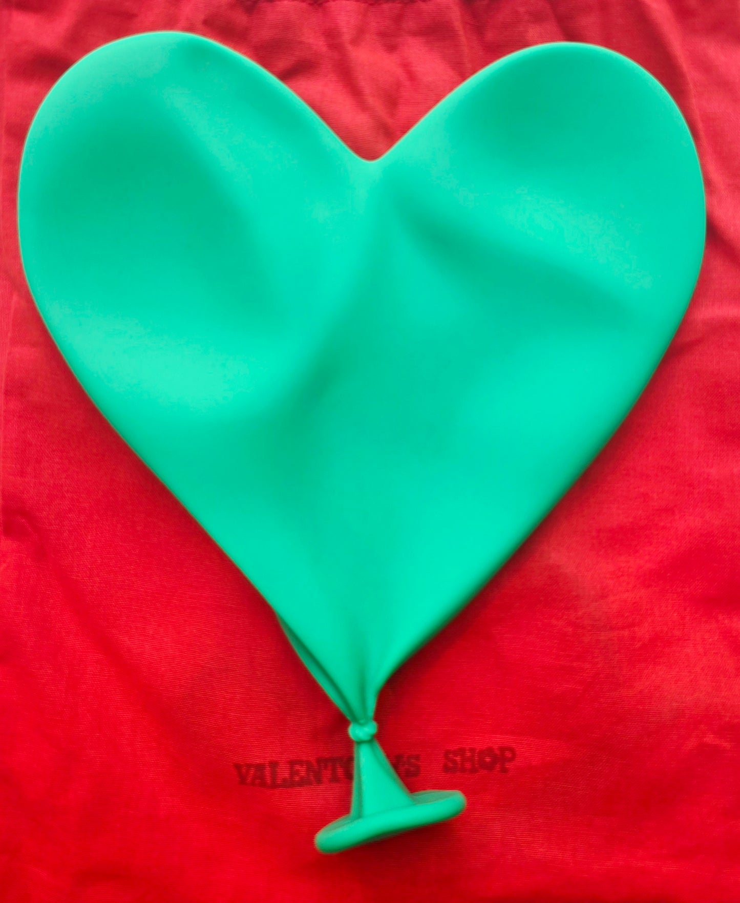 Deflated Heart Balloon Sculpture (Green)