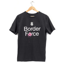 Load image into Gallery viewer, Cut &amp; Run - T-Shirt &quot;Border Farce&quot; (GOMA 2023)
