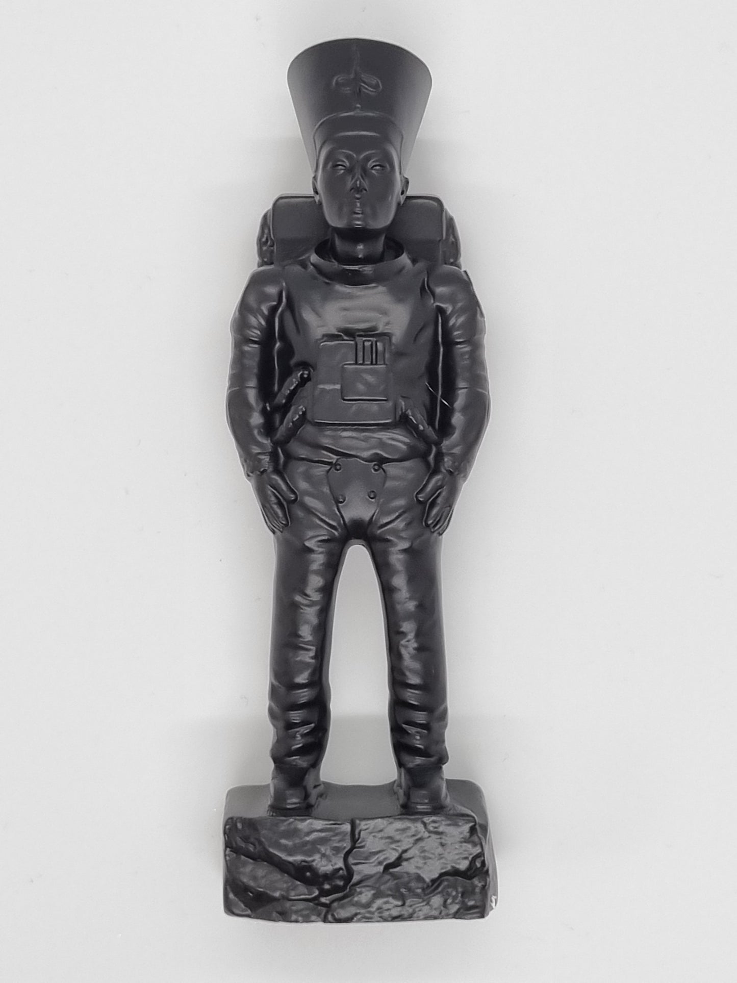 Ancient Astronaut Nefertiti (Black)