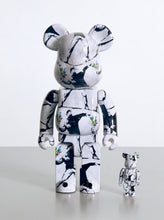 Load image into Gallery viewer, Be@rbrick 100% &amp; 400% Set Banksy Flower Bomber
